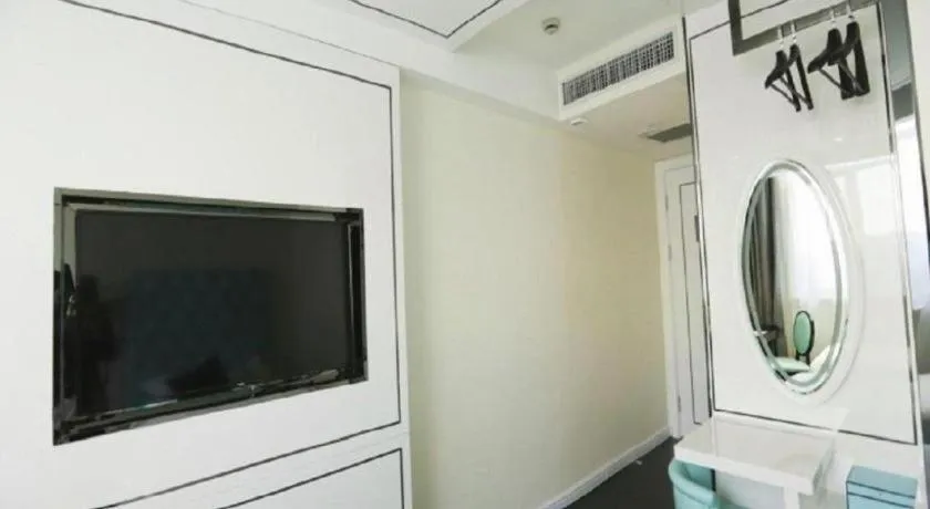 Xana Lite·Dunhua Railway Station