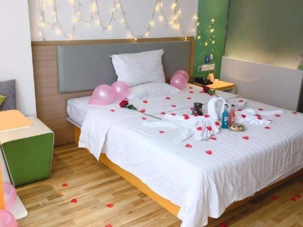 Bed in 7Days Inn Tianjin Airport NO.1 Bridge Branch