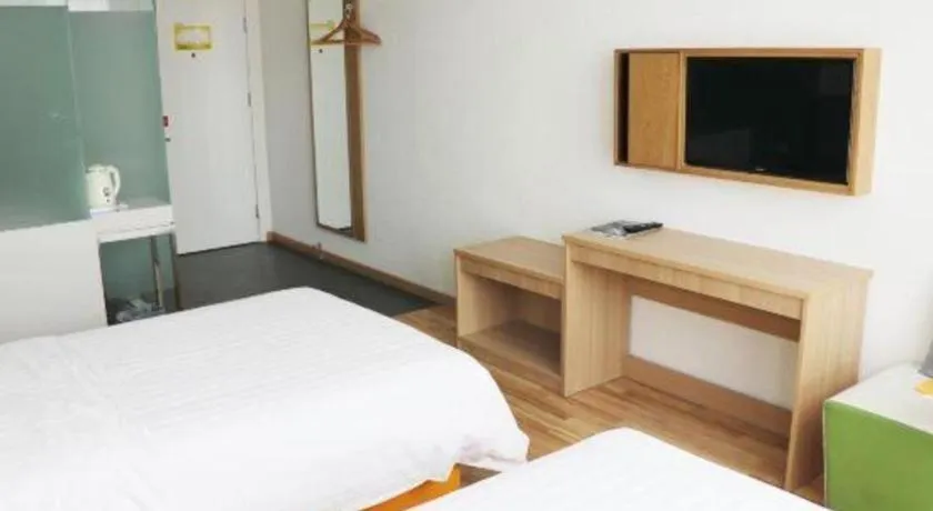 Bed in 7Days Inn Tianjin Airport NO.1 Bridge Branch