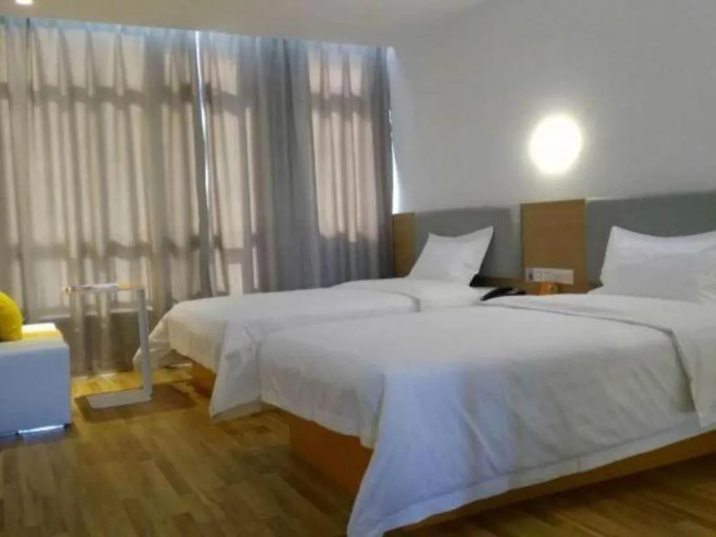 Bed in 7Days Inn Tianjin Airport NO.1 Bridge Branch