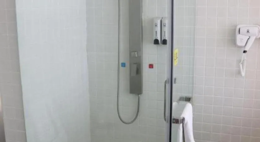 7Days Inn Tianjin Airport NO.1 Bridge Branch