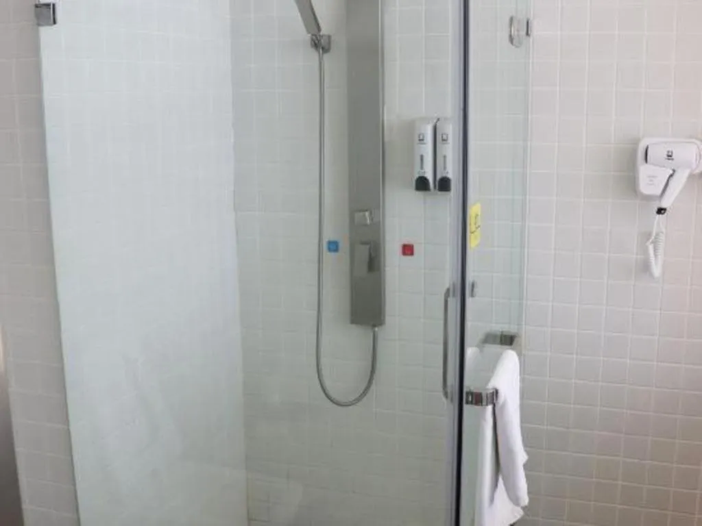 7Days Inn Tianjin Airport NO.1 Bridge Branch