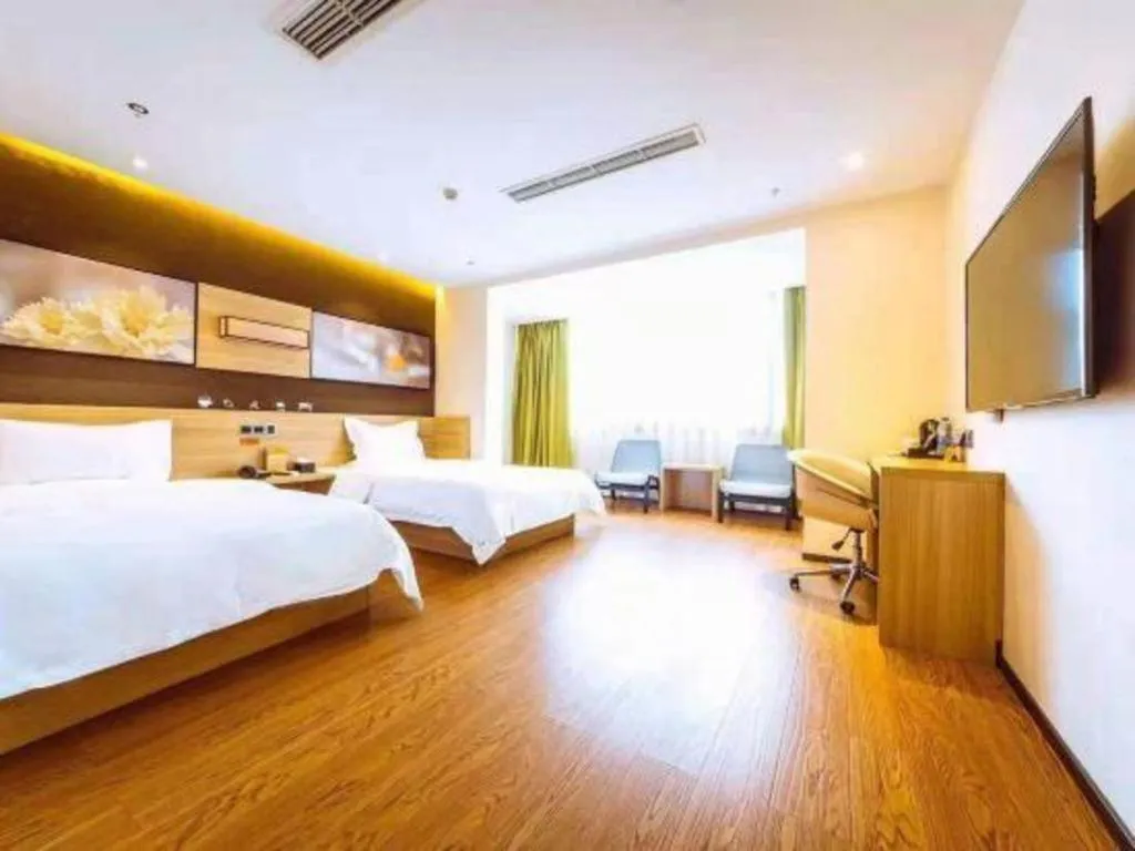 Bed in IU Hotel Chongqing Jiangbei International Airport