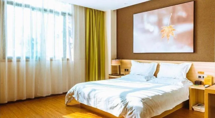 Bed in IU Hotel Chongqing Jiangbei International Airport