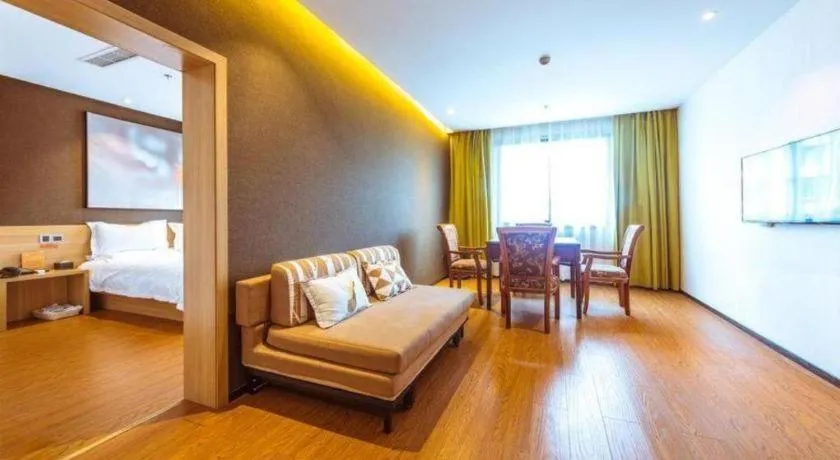 Bed in IU Hotel Chongqing Jiangbei International Airport