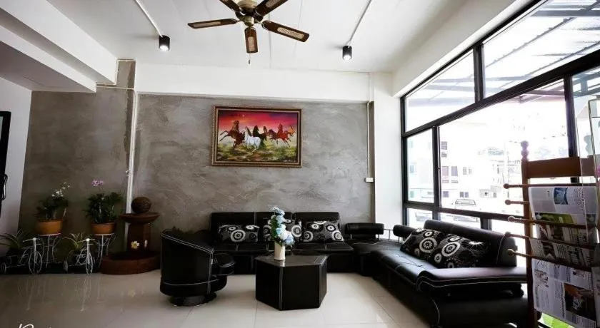 Pornsiri Hotel Sisaket