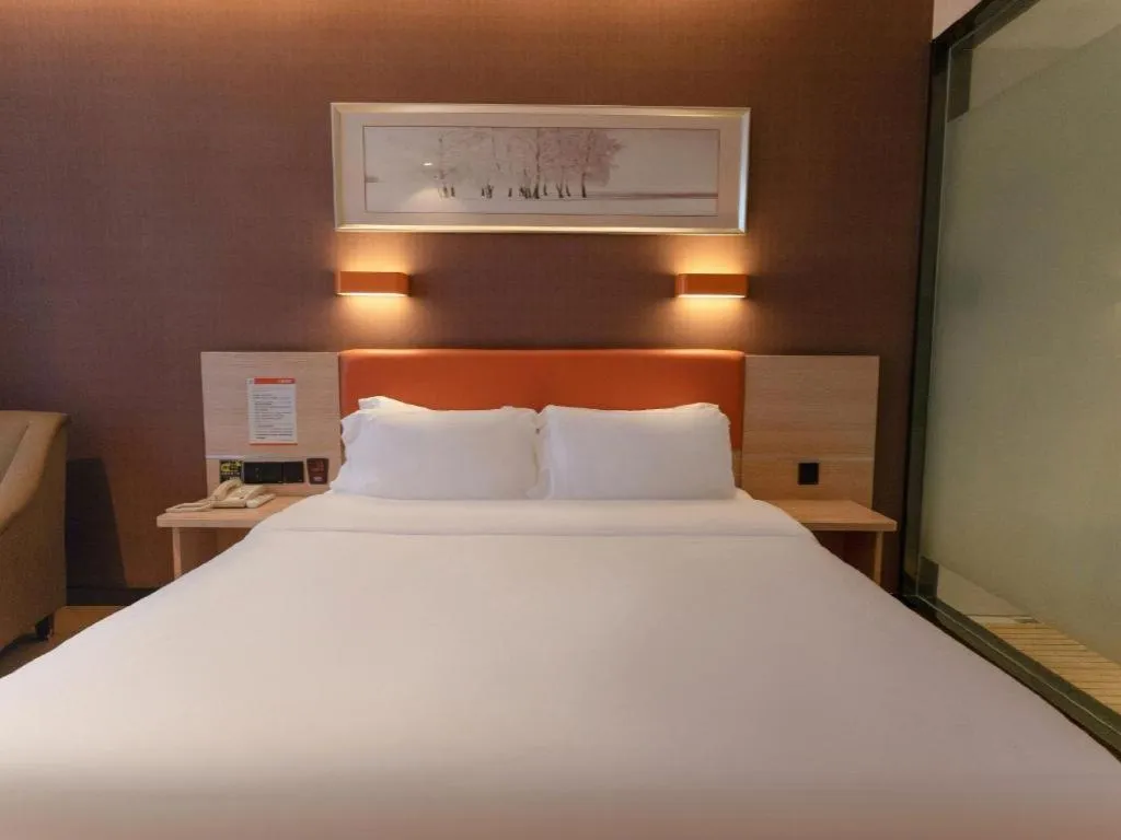 Bed in 7Days Premium Yichang Railway Station East