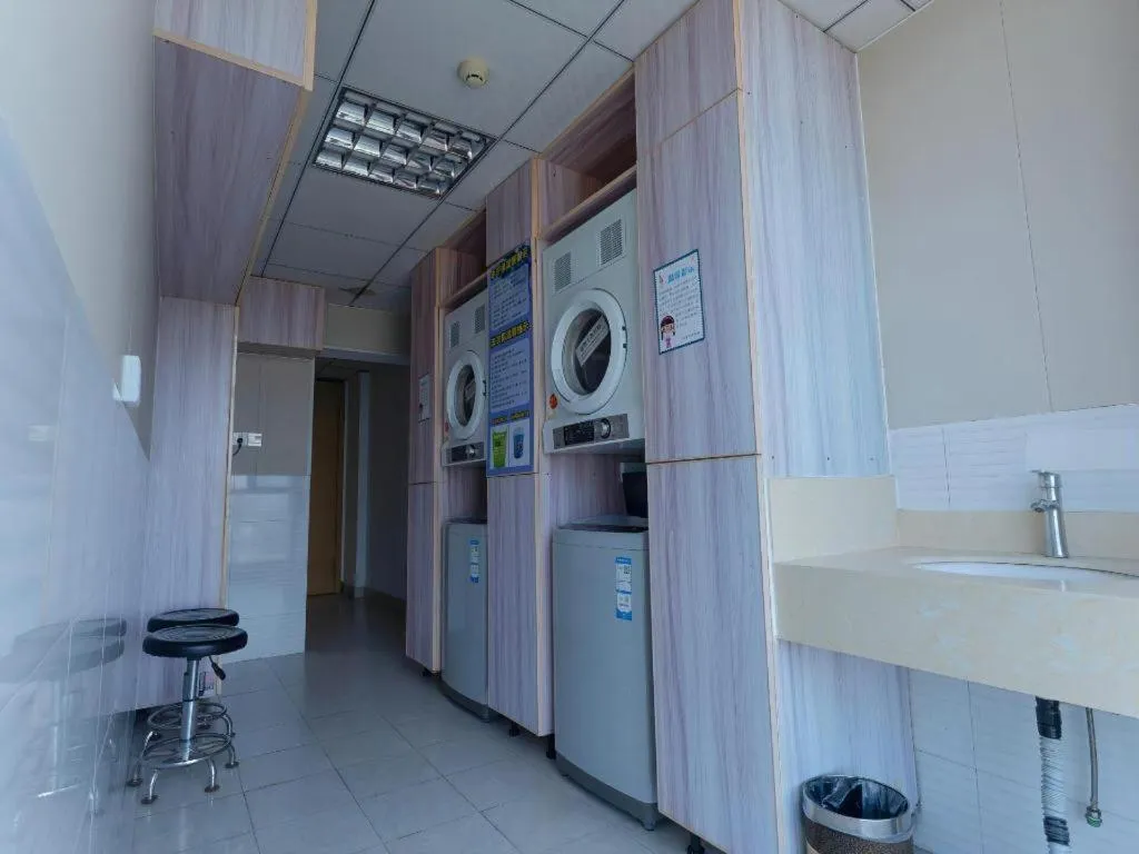 7Days Premium Yichang Railway Station East