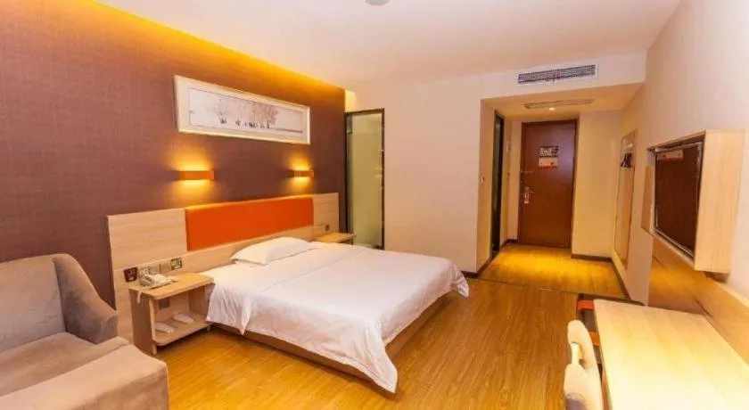 Bed in 7Days Premium Yichang Railway Station East