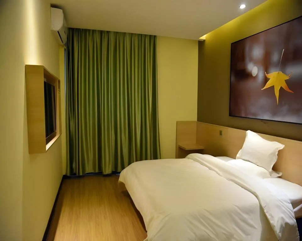 Bed in 7 Days Inn Tai'an Dongpingxi Hualian