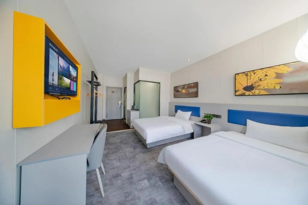 Bed in 7 Days Inn Tai'an Dongpingxi Hualian