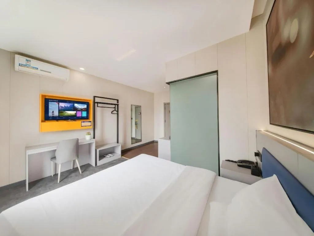 Bed in 7 Days Inn Tai'an Dongpingxi Hualian