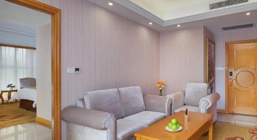 Vienna International Hotel Kunming Guangfu Road Aegean Shopping Center