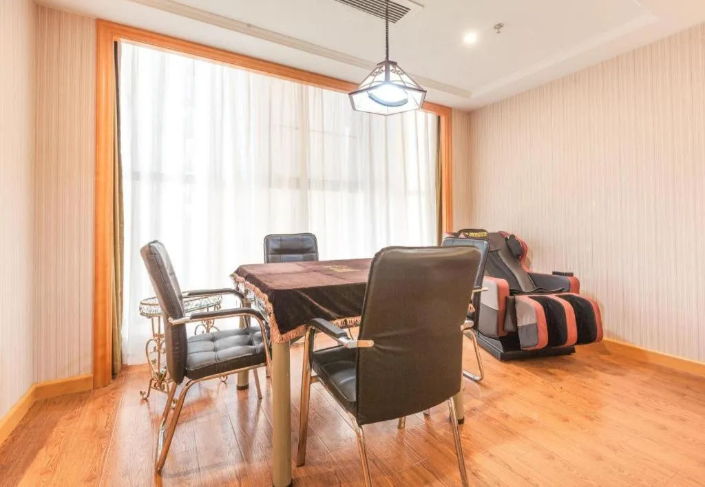 Vienna International Hotel Kunming Guangfu Road Aegean Shopping Center