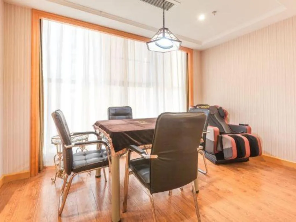 Vienna International Hotel Kunming Guangfu Road Aegean Shopping Center