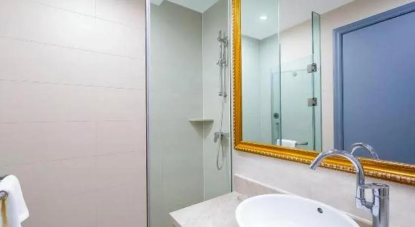 Vienna International Hotel Kunming Guangfu Road Aegean Shopping Center