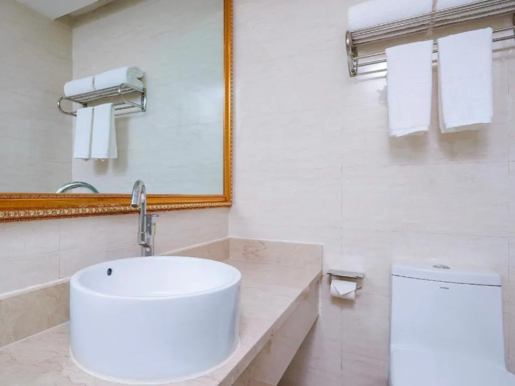 Vienna International Hotel Kunming Guangfu Road Aegean Shopping Center