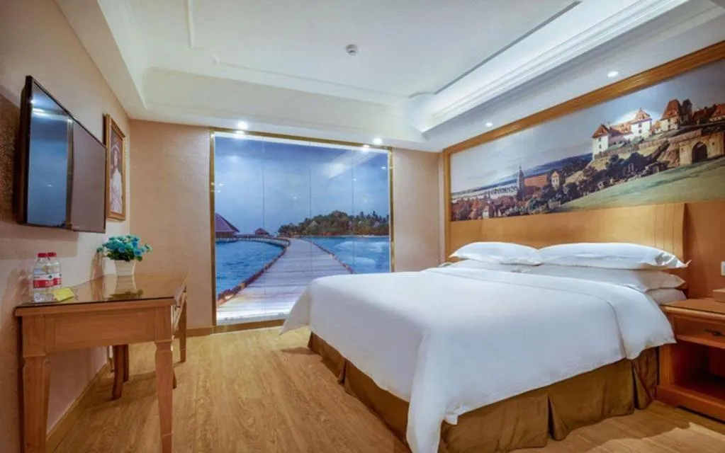 Bed in Vienna Hotel Changsha Wuyi Avenue Railway Station