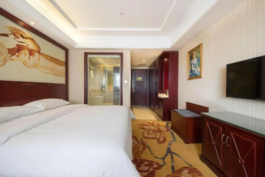 Bed in Vienna Shanghai Chongming Changxing Island