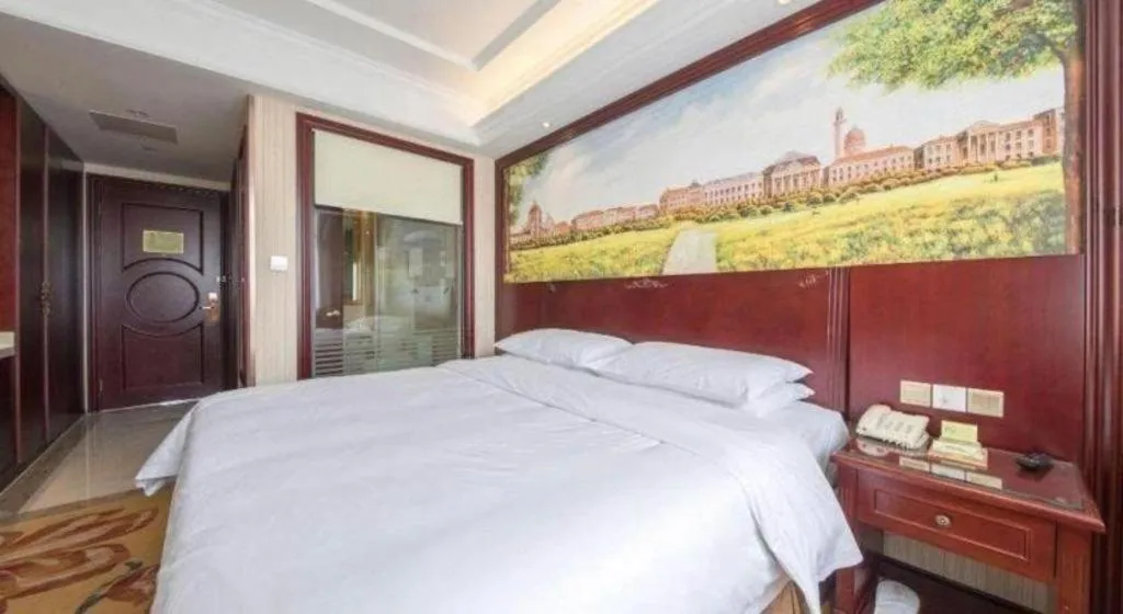 Bed in Vienna Shanghai Chongming Changxing Island