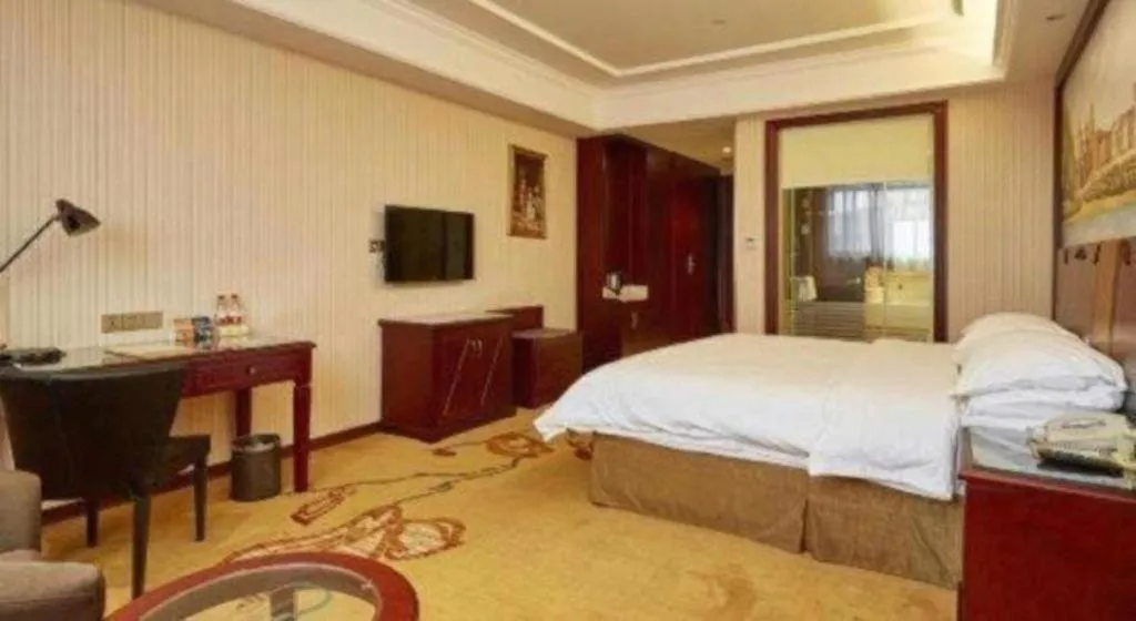 Bed in Vienna Shanghai Chongming Changxing Island