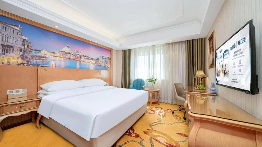 Bed in Vienna Hotel Chengdu Airport Shuangliu Wanda