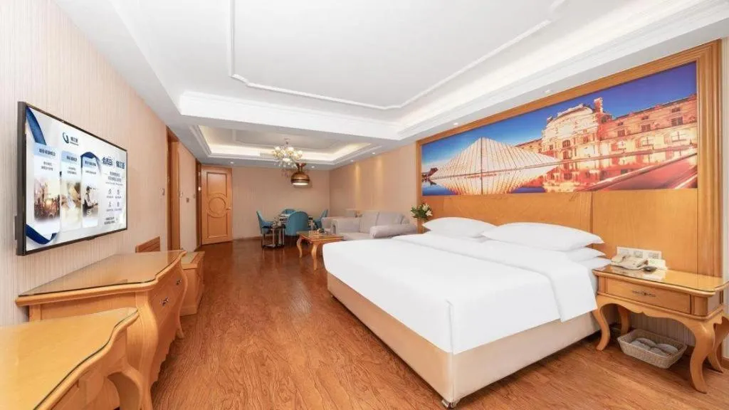 Bed in Vienna Hotel Chengdu Airport Shuangliu Wanda