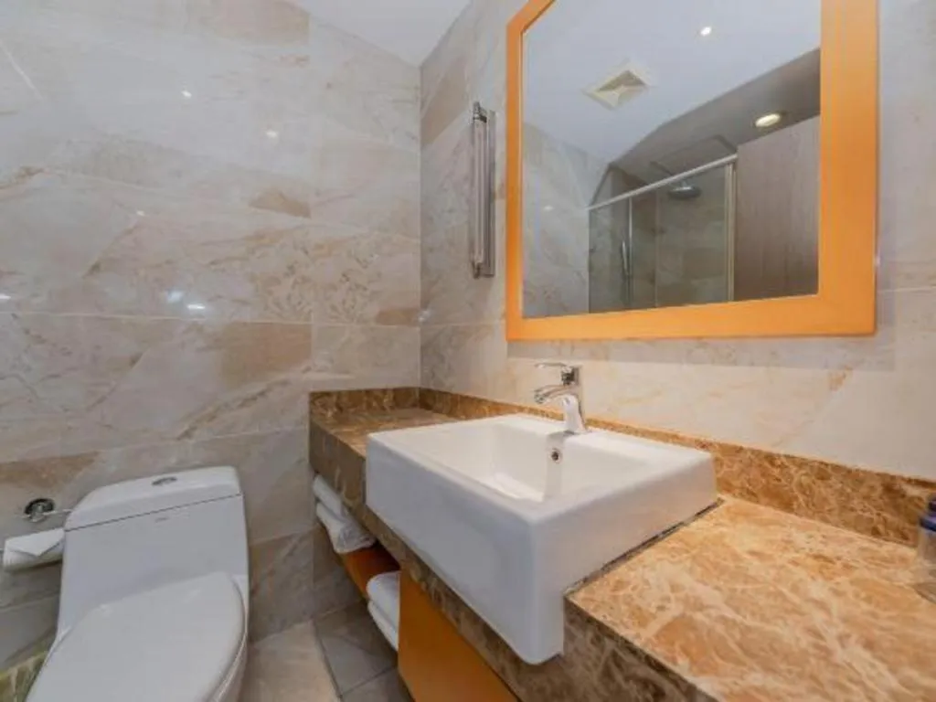 Yitel Shanghai Hongqiao Railway Station National Convention and Exhibition Center