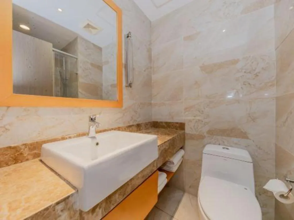 Yitel Shanghai Hongqiao Railway Station National Convention and Exhibition Center