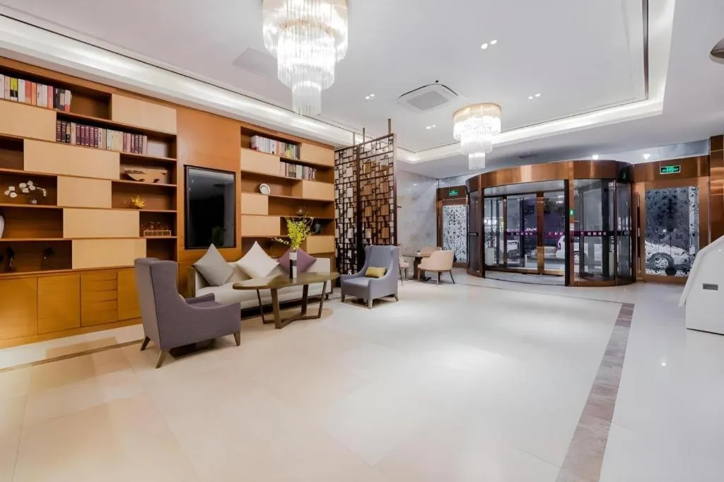 Yitel Shanghai Hongqiao Railway Station National Convention and Exhibition Center