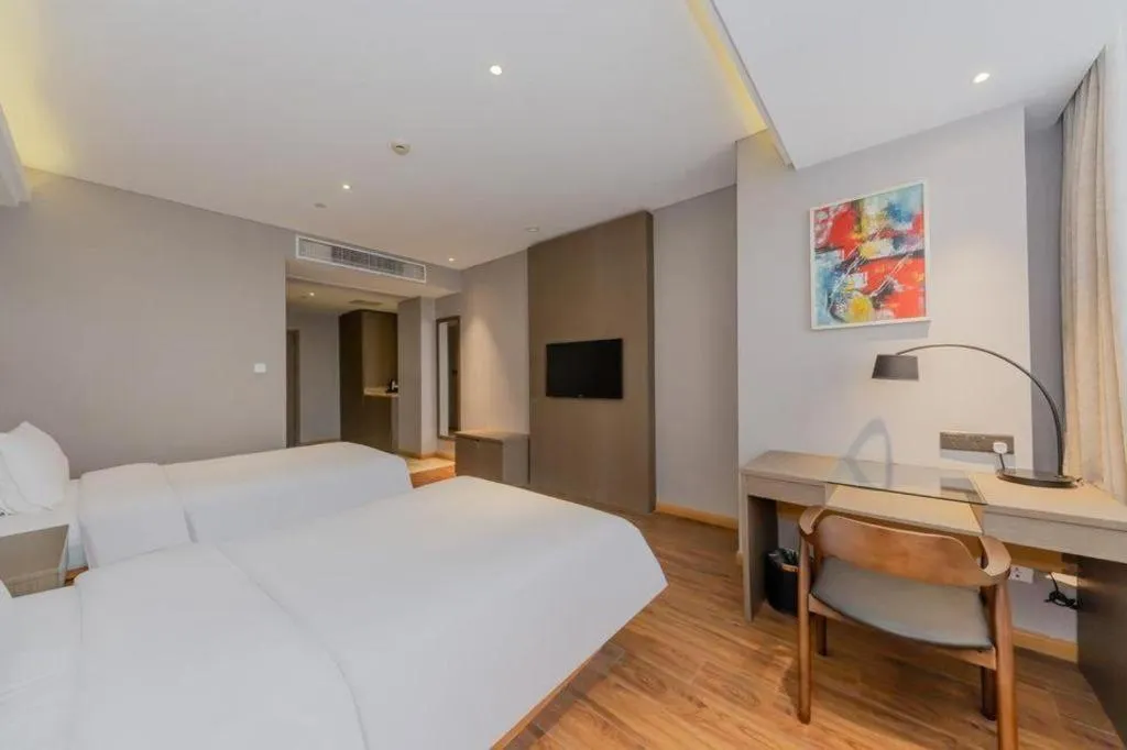 Bed in Yitel Shanghai Hongqiao Railway Station National Convention and Exhibition Center