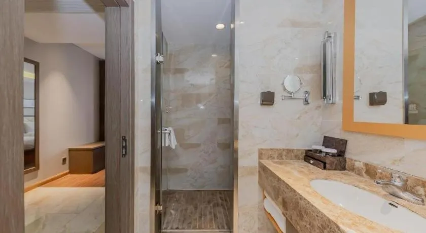 Yitel Shanghai Hongqiao Railway Station National Convention and Exhibition Center