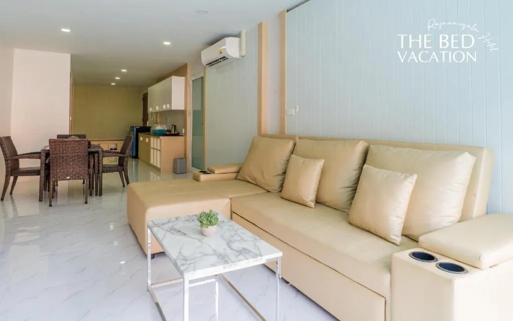 The Bed Vacation Rajamangala Hotel