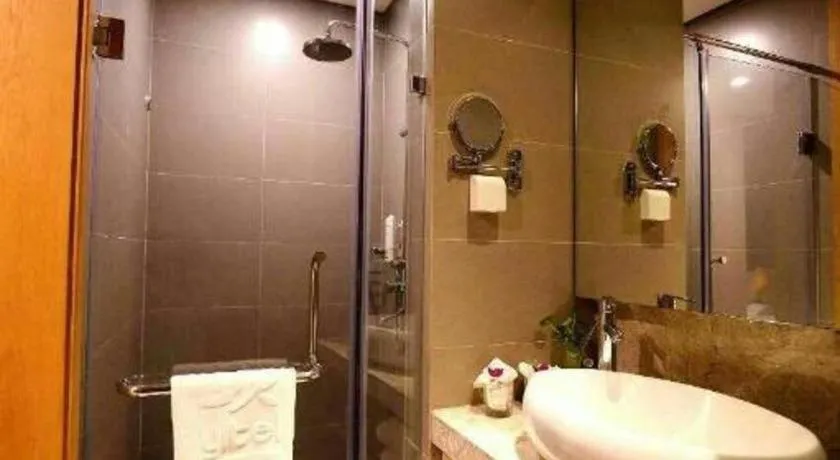 Yitel Shenyang Sanhao Street Shengjing Hospital