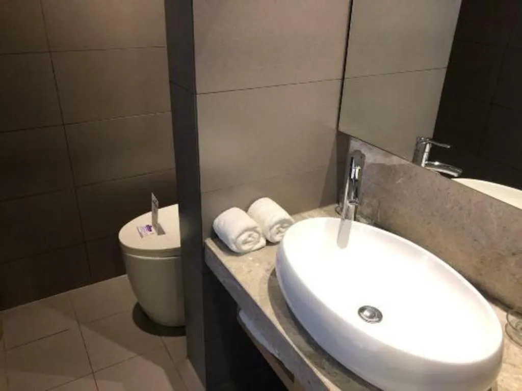 Yitel Shenyang Sanhao Street Shengjing Hospital