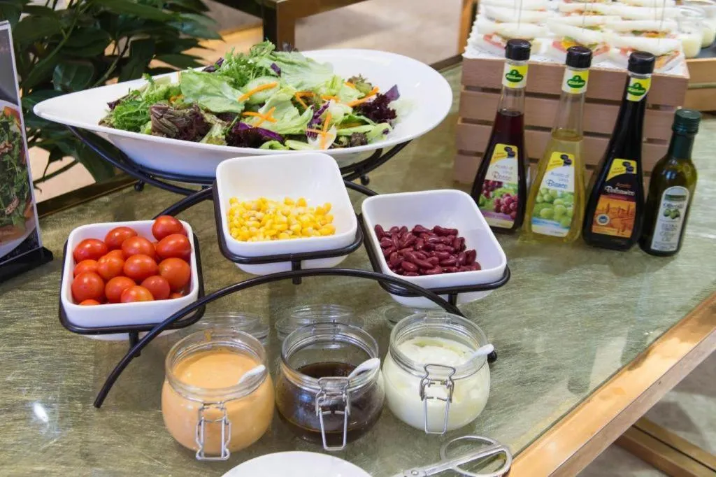 Yitel Shenyang Hunnan Olympic Sports Center Wanda Plaza