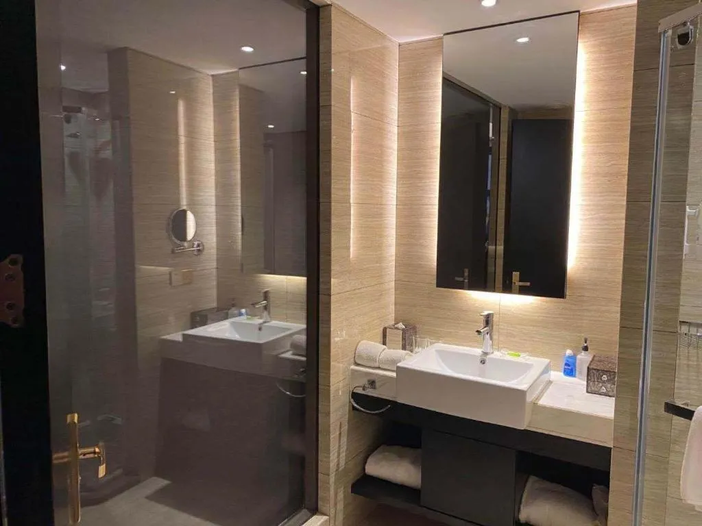 Yitel Shenyang Hunnan Olympic Sports Center Wanda Plaza