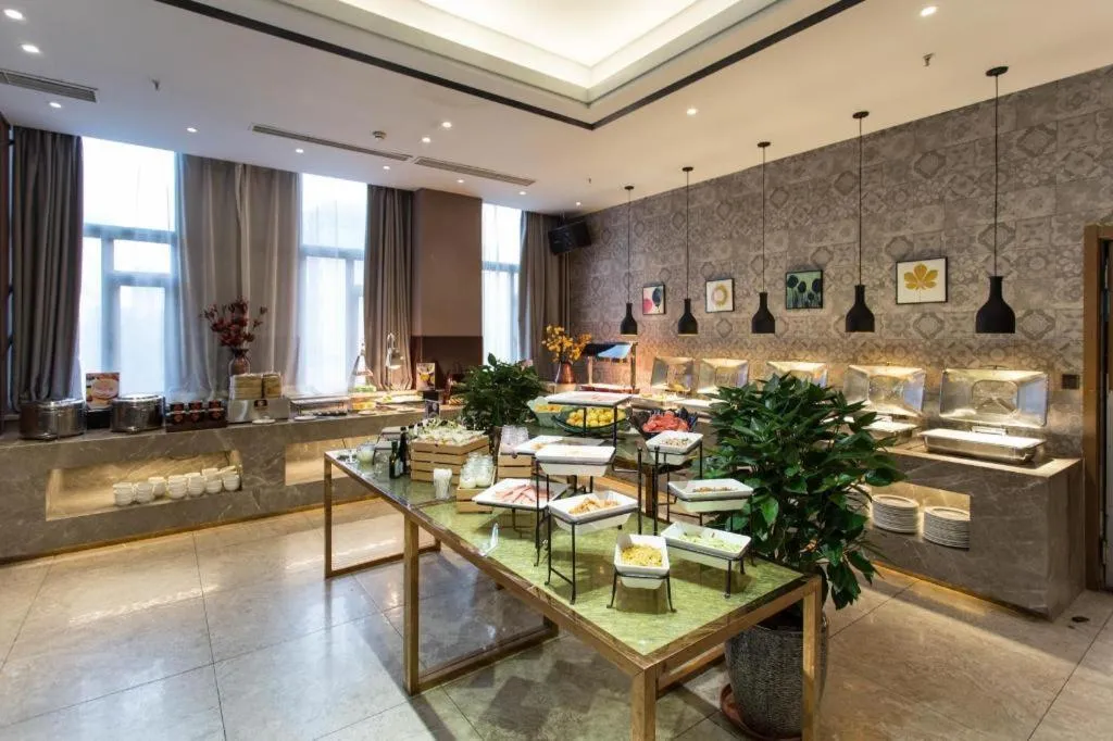 Yitel Shenyang Hunnan Olympic Sports Center Wanda Plaza