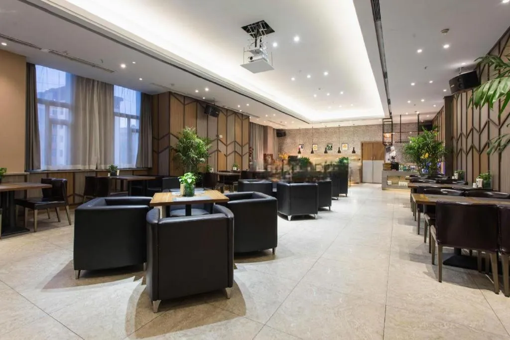 Yitel Shenyang Hunnan Olympic Sports Center Wanda Plaza