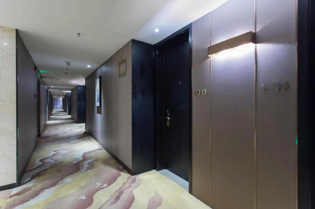 Yitel Shenyang Hunnan Olympic Sports Center Wanda Plaza