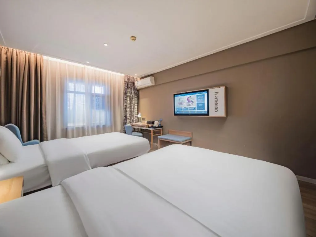 Bed in Home Inn Neo Leshan Central Food Street