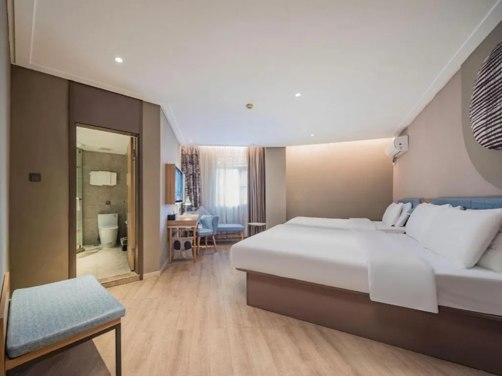 Bed in Home Inn Neo Leshan Central Food Street