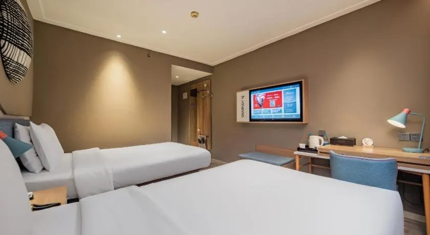 Bed in Home Inn Neo Leshan Central Food Street