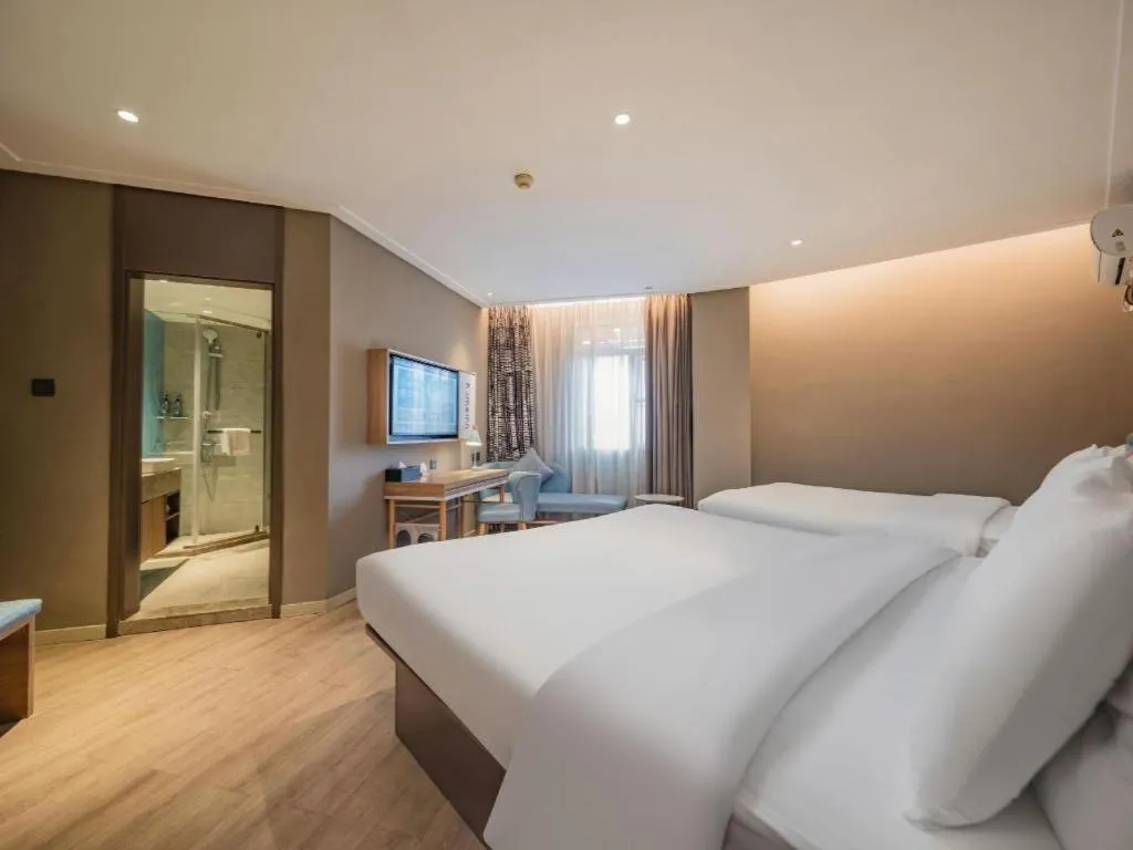 Bed in Home Inn Neo Leshan Central Food Street