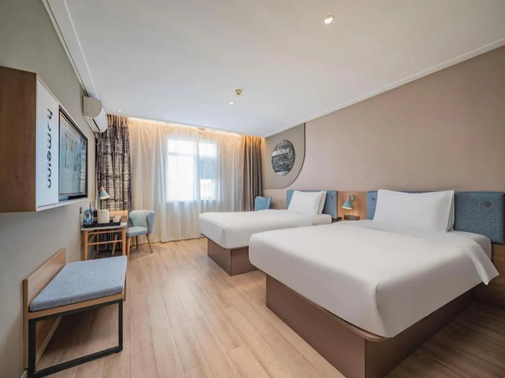 Bed in Home Inn Neo Leshan Central Food Street