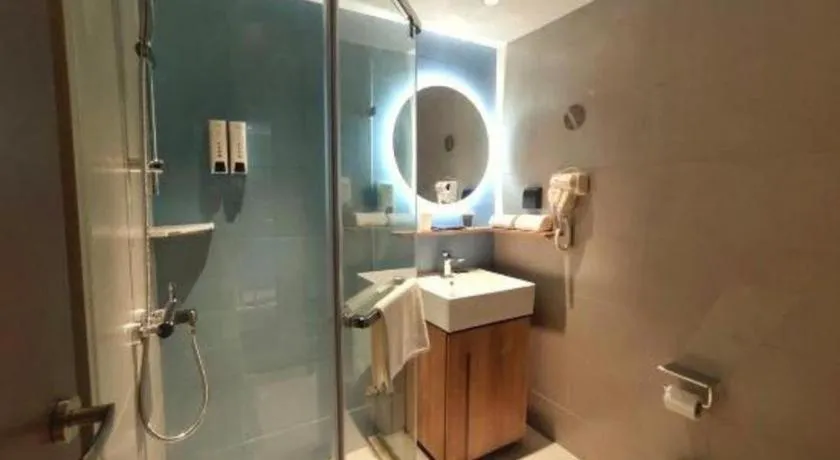 Home Inn Neo Leshan Central Food Street