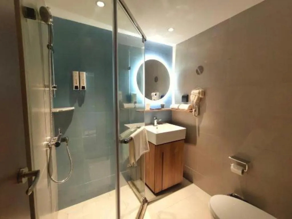 Home Inn Neo Leshan Central Food Street