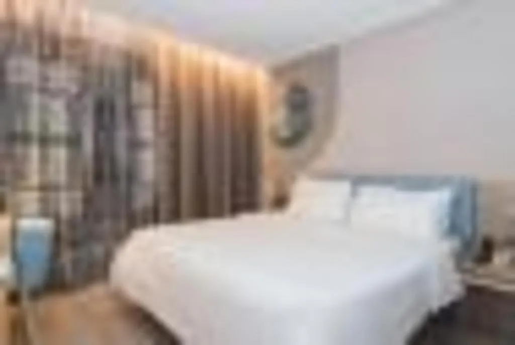 Bed in Home Inn Neo Leshan Central Food Street