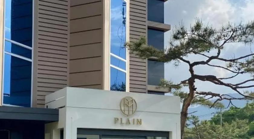 Plain Hotel