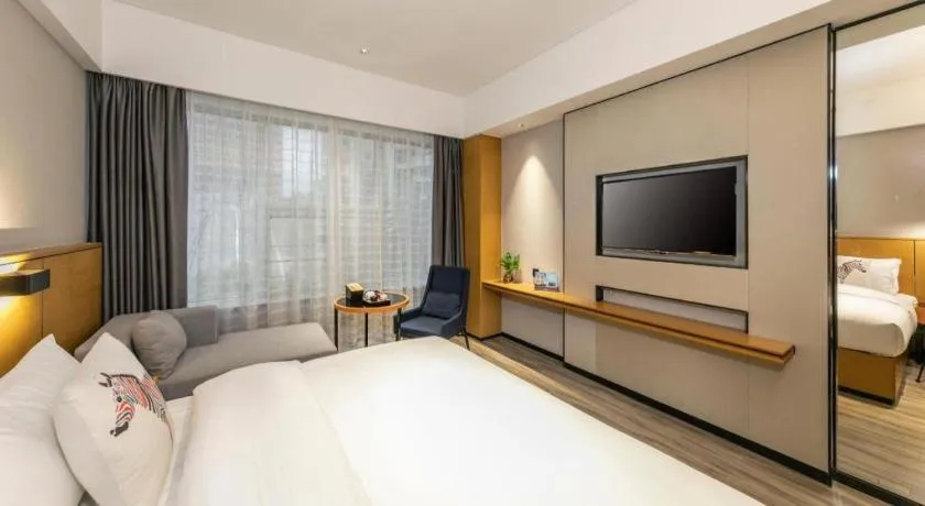 Bed in SOFIS POP HOTEL